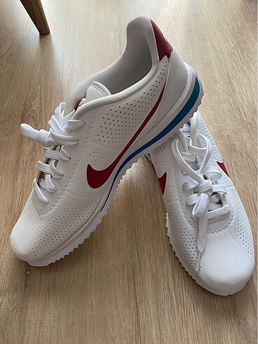 Nike 41 orjinal