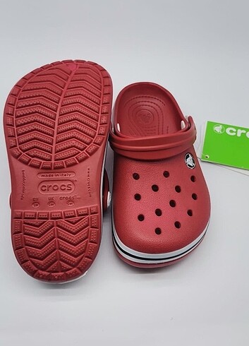 28 Beden kırmızı Renk Crocs terlik