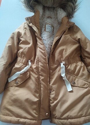 6 Yaş Beden sarı Renk LC Waikiki kız çocuk mont