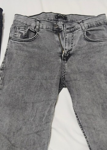 Gri ve Siyah  Fit Erkek Kot Pantolon 11 12 yaş çocuk için uygun - Görsel 4