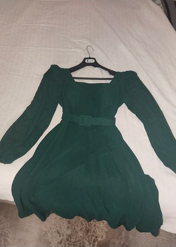 Kemer Detaylı Koyu Yeşil Uzun Kadın Elbise - Görsel 3