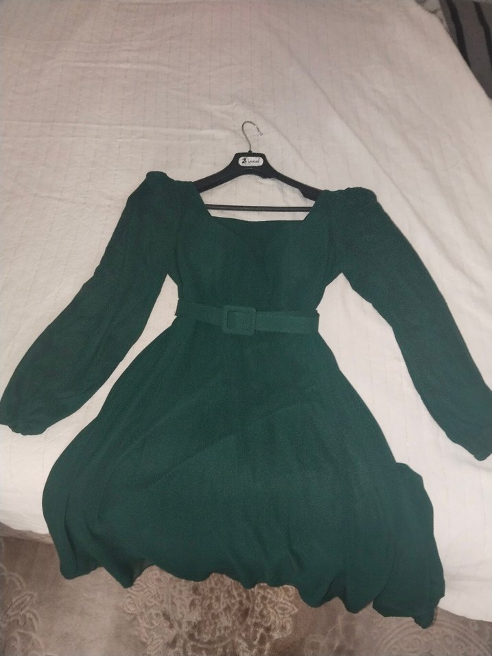 Kemer Detaylı Koyu Yeşil Uzun Kadın Elbise - Görsel 3