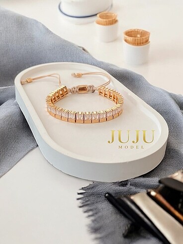 Juju Model bileklik