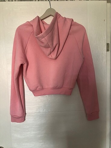 xs Beden Addax crop sweatshirt