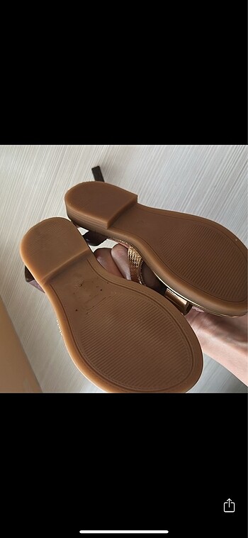 Zara Hakiki deri çocuk sandalet