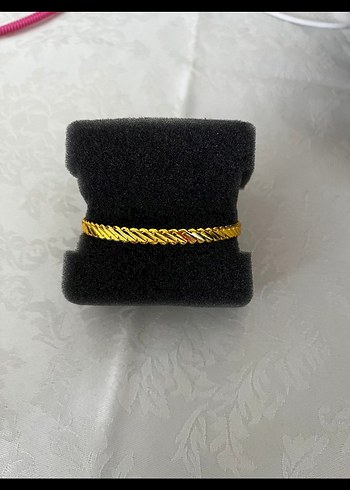 Minimalist Altın Kadın Bilezik