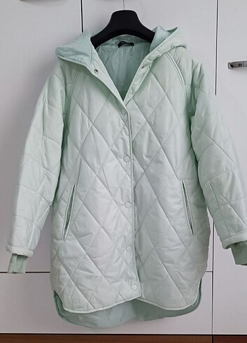Trendyolmilla kapitone mont
