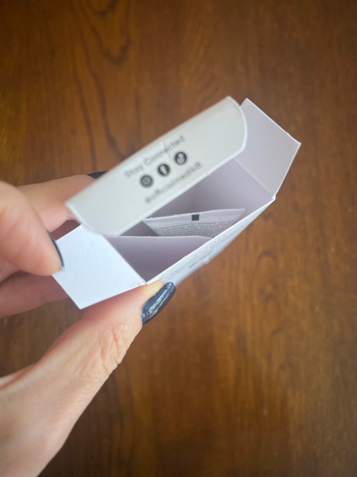 MEDIK8 Clarity Peptides Serum - 30 ml - Görsel 4