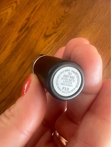 Beden MAC COSMETICS RETRO MATTE RUJ - RUBY WOO (yeni & kutusunda)