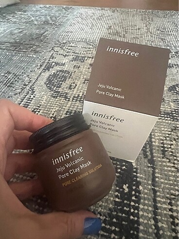 Innisfree Jeju Volcanic Pore Clay Mask (volkanik kil maskesi)