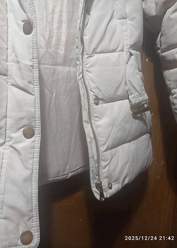 Krem Kışlık Mont kiz çocuk mont 9 yaş mont - Görsel 2