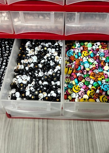 Renkli Harfli Tırnak Süslemeleri - Görsel 4