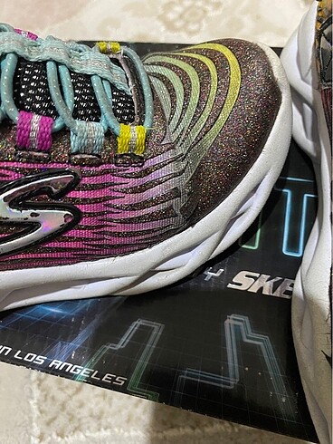 28 Beden çeşitli Renk Skechers ışıklı spor ayakkabı