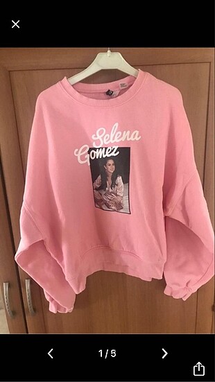 Selena gomez sweatshirt