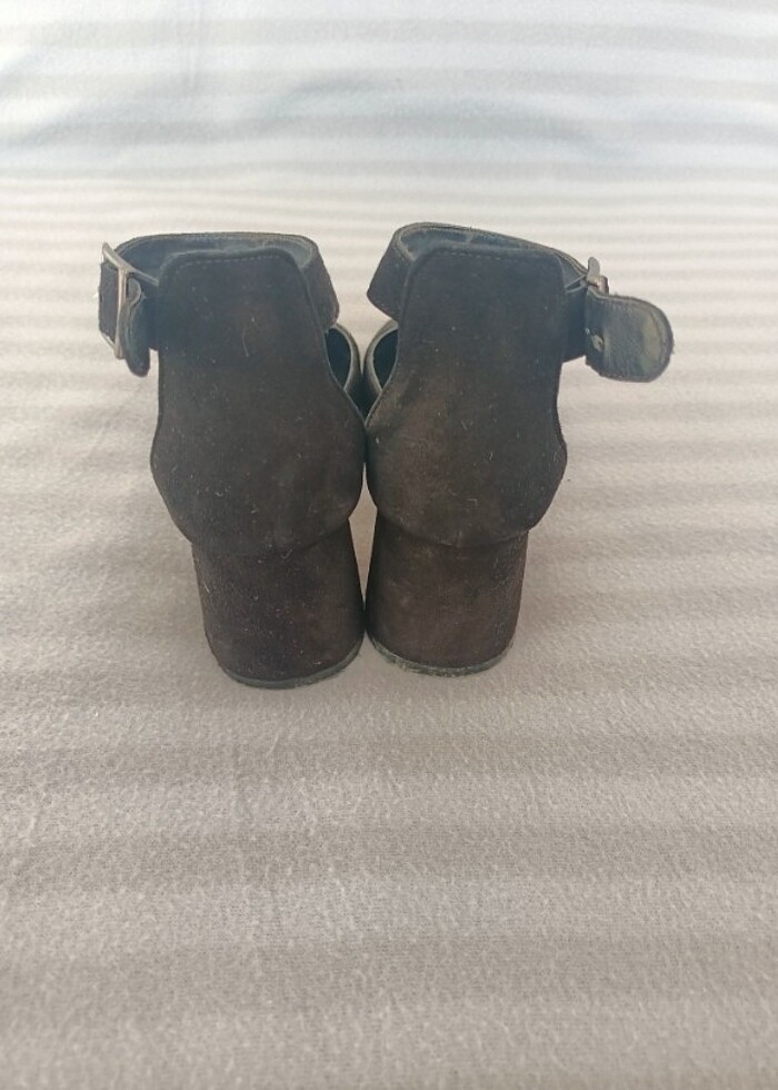 Topuklu ayakkabı - Görsel 4