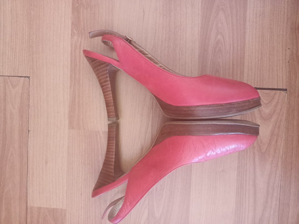 Pembe Parlak Deri Kadın Dolgu Topuklu Ayakkabı - Görsel 5