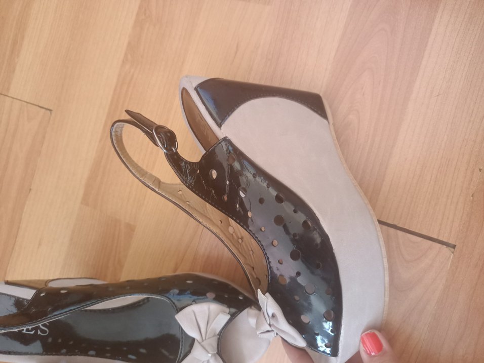 Gri Vintage Desenli Dolgu Topuklu Kadın Ayakkabı - Görsel 2