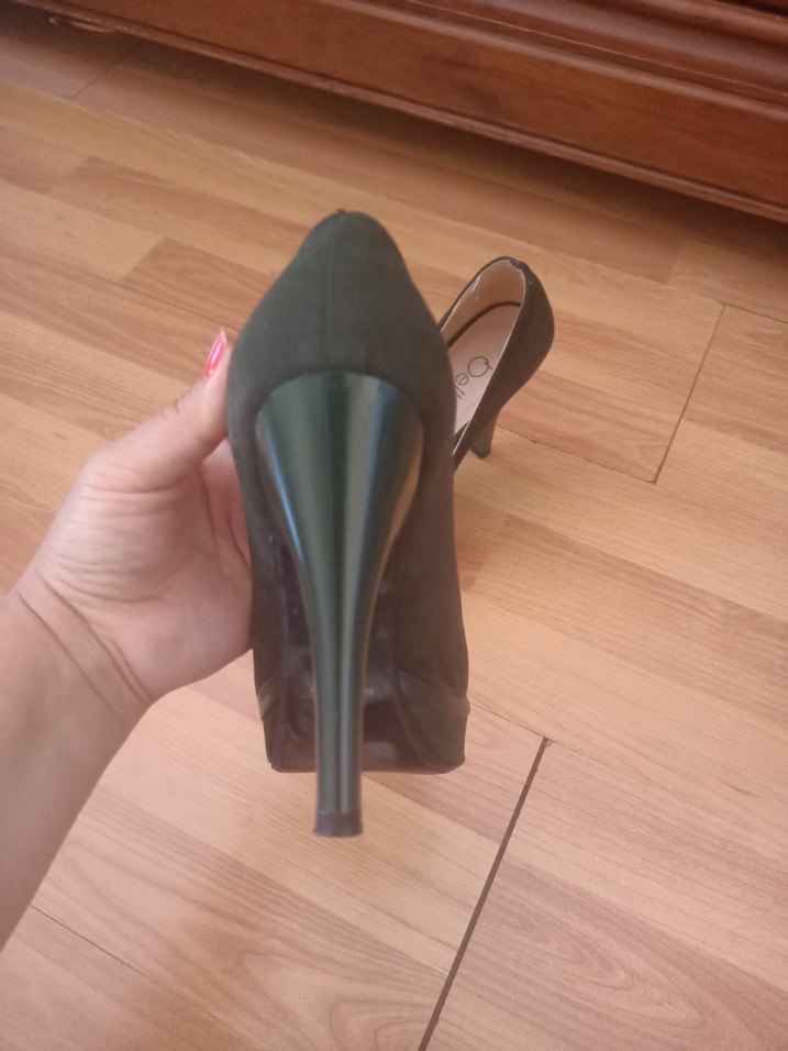 Yeşil Süet Stiletto Topuklu Kadın Ayakkabı - Görsel 4