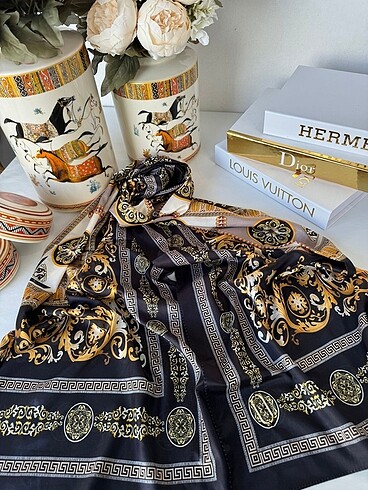 Versace vual pamuklu şal