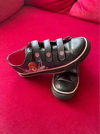 Sneaker