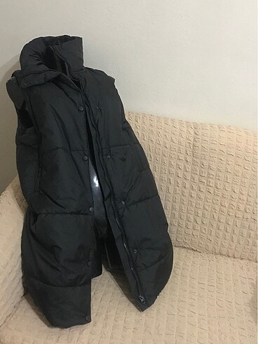 Kolsuz şişme mont - Görsel 2