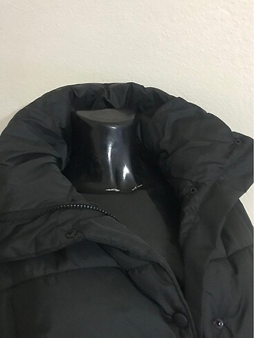 Kolsuz şişme mont - Görsel 3