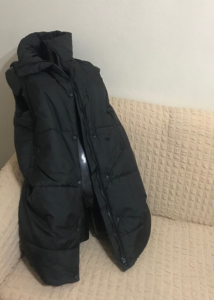 Kolsuz şişme mont - Görsel 2