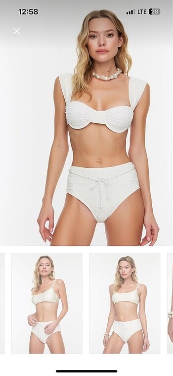 Beyaz bikini altı
