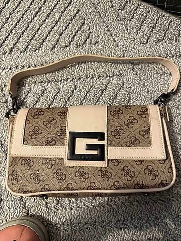 Monogram desen çanta