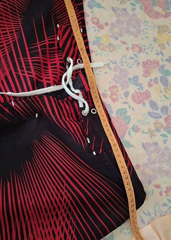 Kırmızı Baskılı Erkek Mini Yüzücü Şortu - Görsel 7