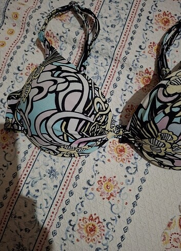 38 Beden çeşitli Renk bikini üst