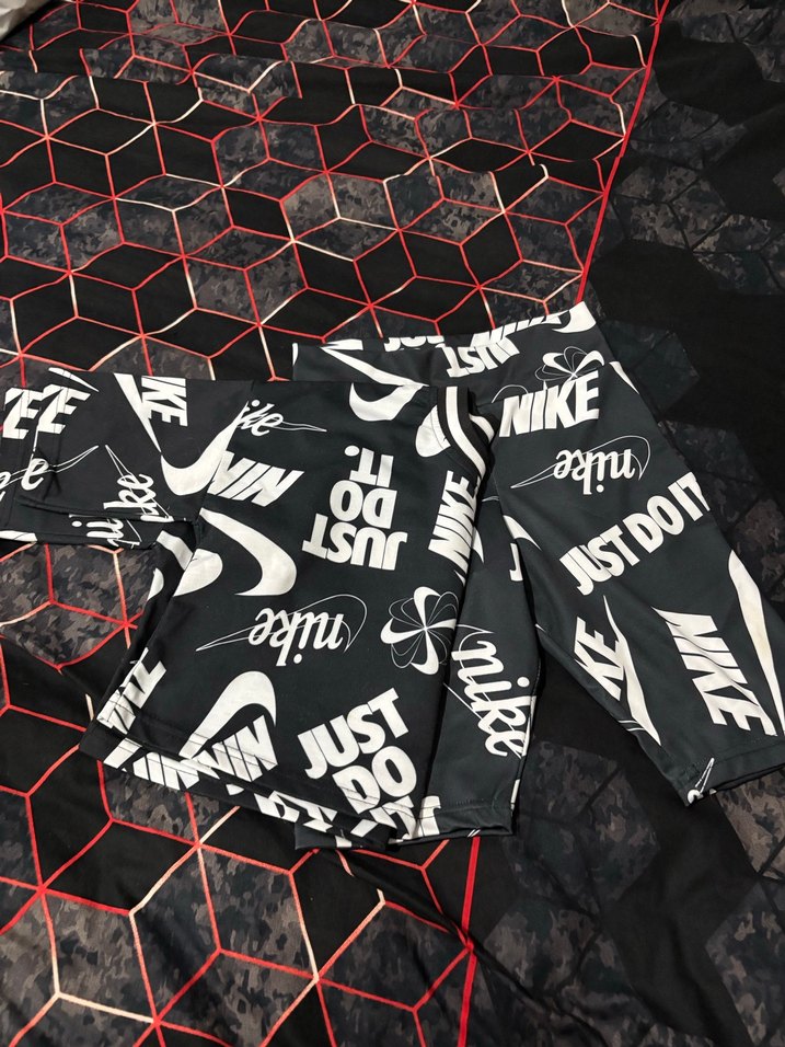 Nike Baskılı Siyah Mini Kadın şort Takımı - Görsel 2