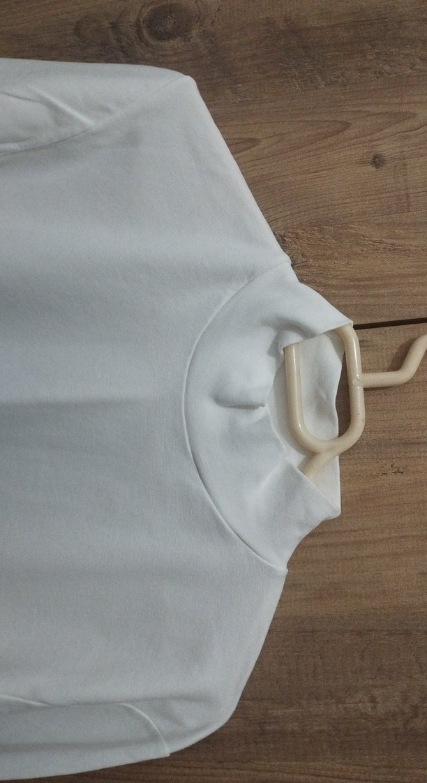 Beyaz Uzun Kollu Bluz - Görsel 3