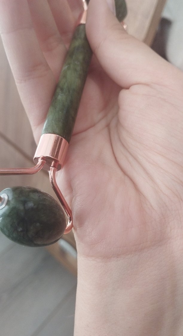 Yeşim Taşı Yüz Masaj Aleti - Görsel 4