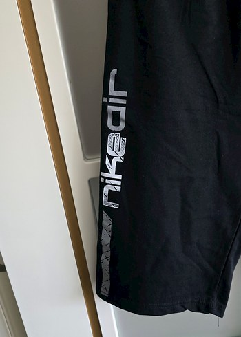 Hiç giyilnemiş erkek şort - Görsel 2