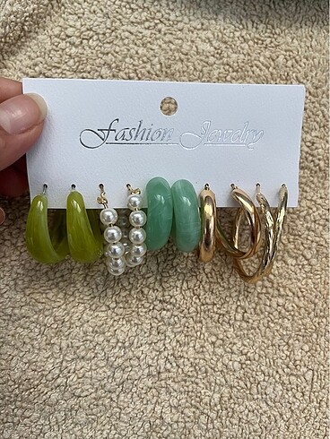 Sheinside Temudan aldım iki paket aynı geldi satıyorum