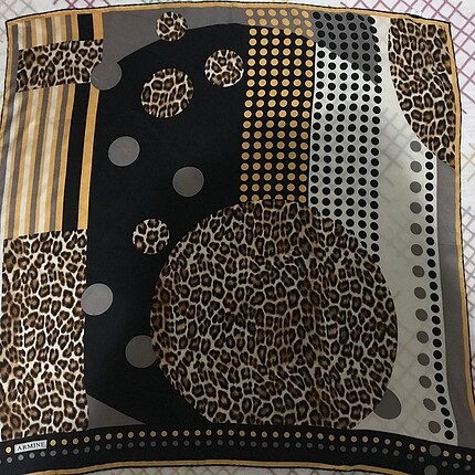 Leopar Desenli Eşarp