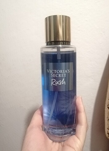 Victoria Secret Vücut Spreyi (Rush)