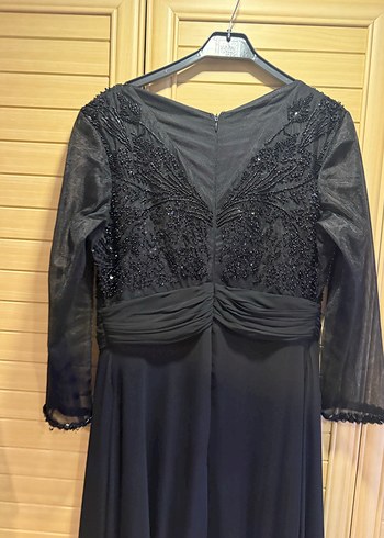 Uzun Siyah Nakışlı Gotik Abiye Elbise - Görsel 9