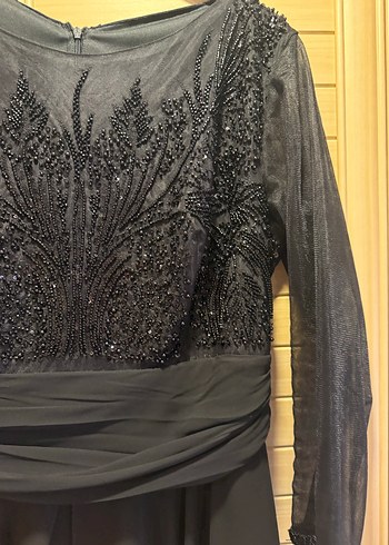 Uzun Siyah Nakışlı Gotik Abiye Elbise - Görsel 6