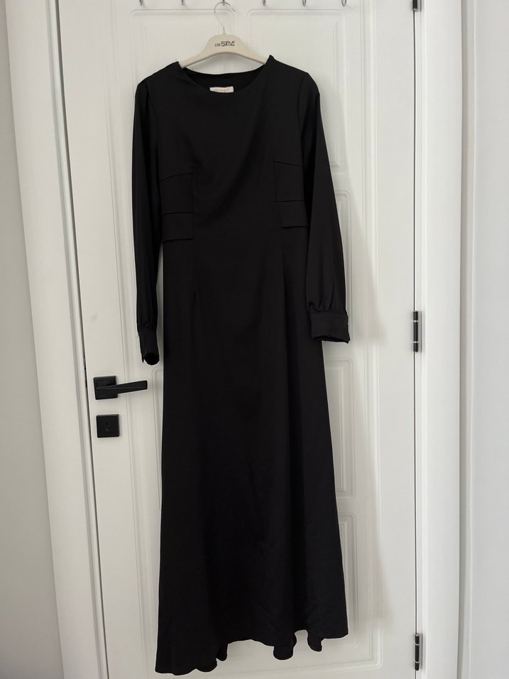 Siyah Uzun Kollu Minimalist Uzun  Abiye Elbise - Görsel 4