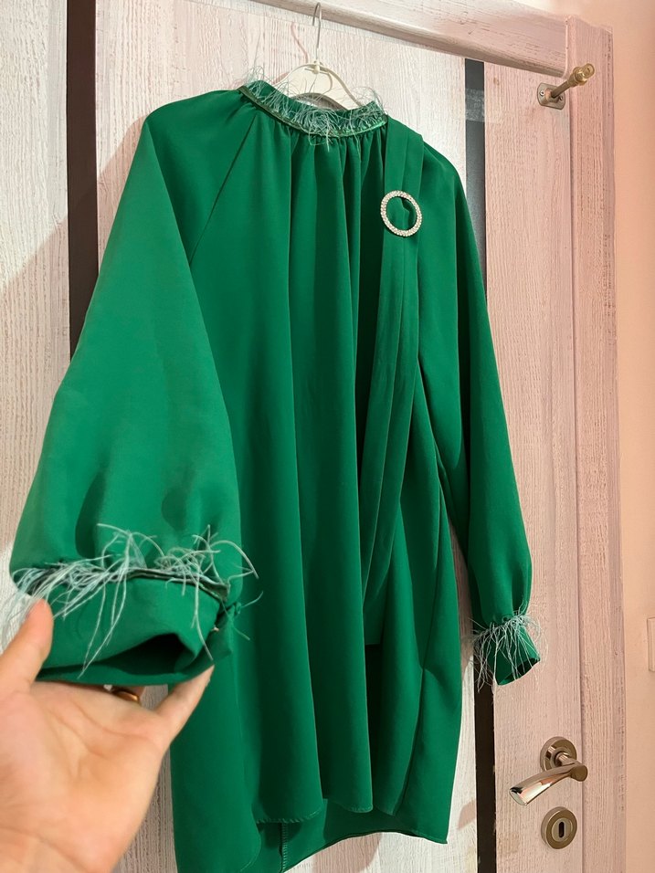 Yeşil Kuşaklı Uzun Kollu Uzun Elbise - Görsel 4