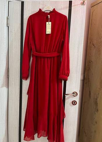 Kemerli Klasik Uzun Kırmızı Elbise - Görsel 7