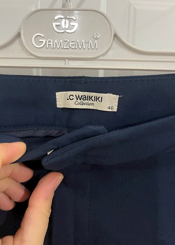 Kadın Lacivert Regular Fit Midi Kumaş Pantolon - Görsel 3