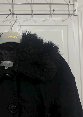 Siyah Kürklü Yaka Düğmeli Kaban - Görsel 5