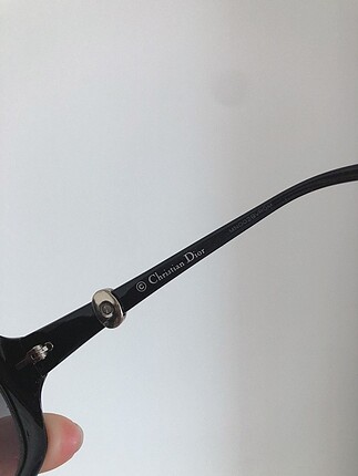  Beden siyah Renk Dior güneş gözlüğü