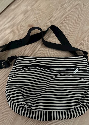  Beden Siyah Beyaz Zebra Desenli Çanta