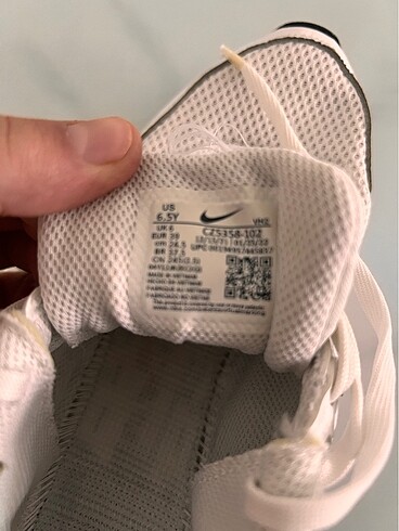 39 Beden beyaz Renk Nike air max