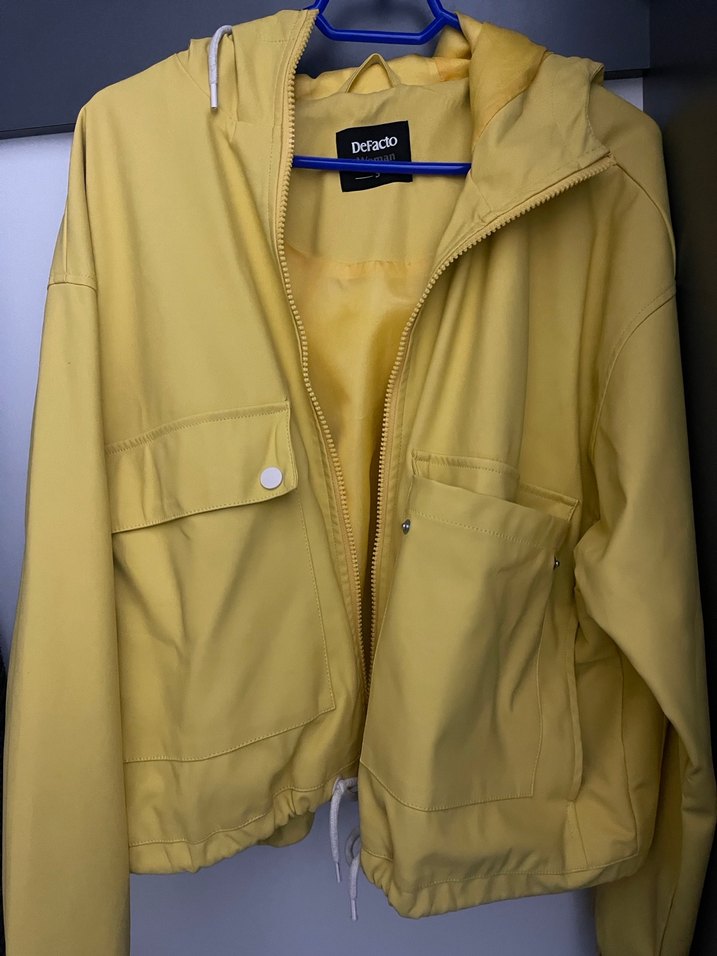 Sarı Fermuarlı Kadın Yağmurluk - Görsel 2