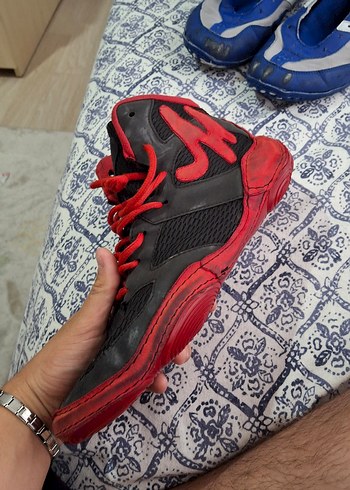 Kırmızı Siyah Bağcıklı Güreş Ayakkabısı - Görsel 2